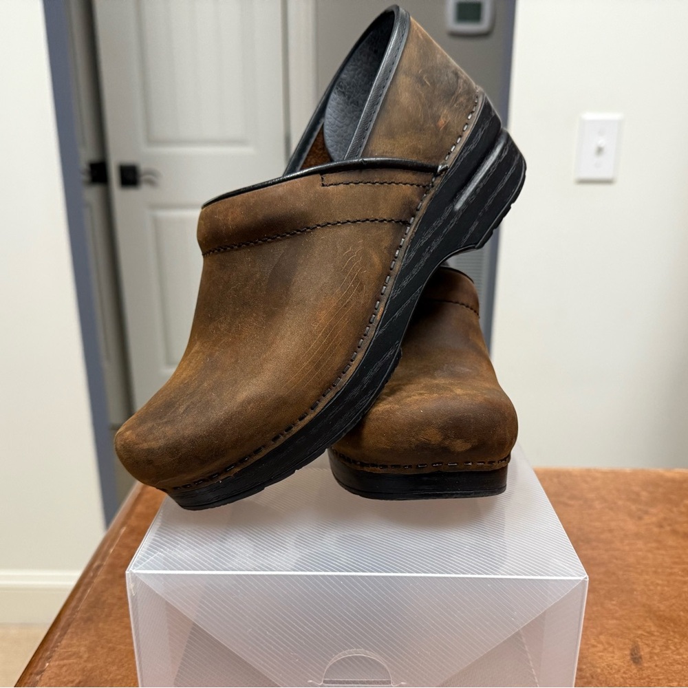 Dansko Brown shoe